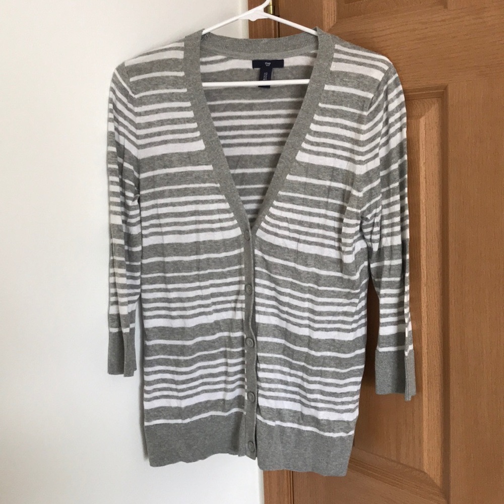 GAP cardigan